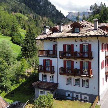 Dolomites Hotel La Meridiana Моэна Экстерьер фото